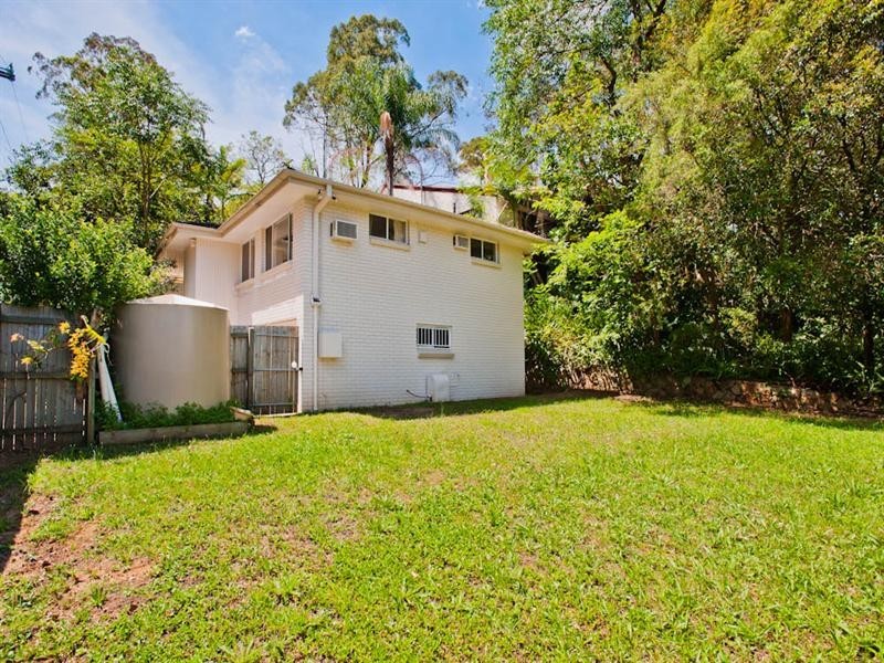 1 Dodwell Street, Holland Park West QLD 4121