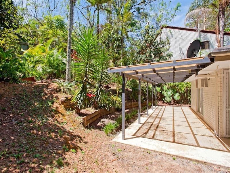 1 Dodwell Street, Holland Park West QLD 4121