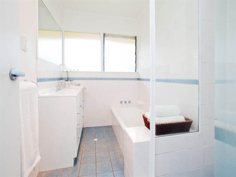 17 Leyland Street, Mount Gravatt East QLD 4122