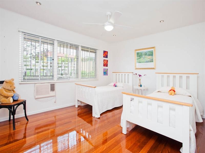 17 Leyland Street, Mount Gravatt East QLD 4122