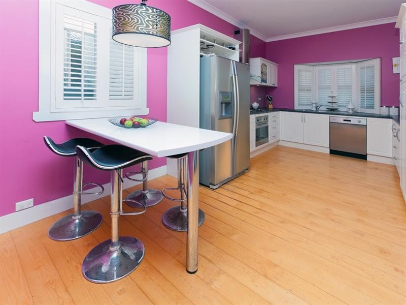 50 Burlington Street, Holland Park QLD 4121