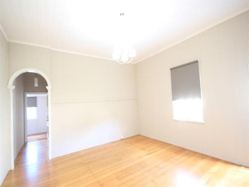 1/1105 Logan Road, Holland Park QLD 4121