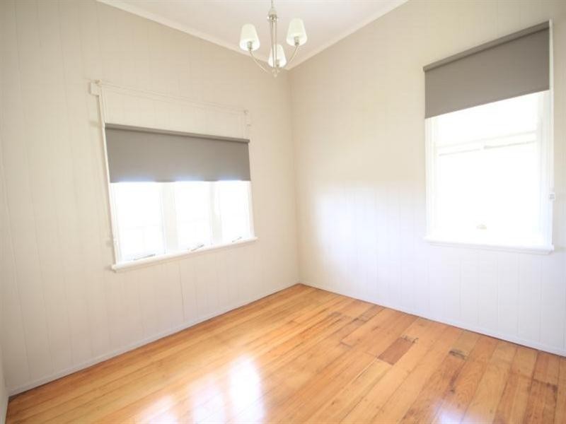 1/1105 Logan Road, Holland Park QLD 4121