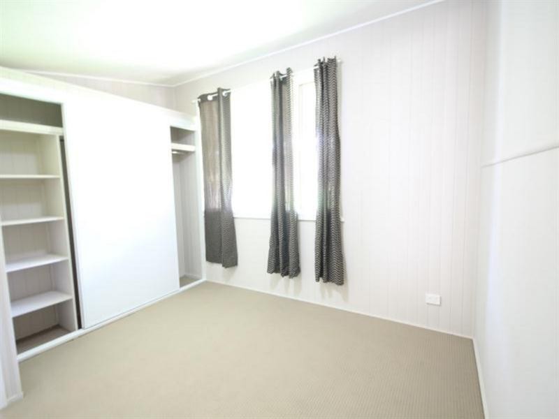 1/1105 Logan Road, Holland Park QLD 4121