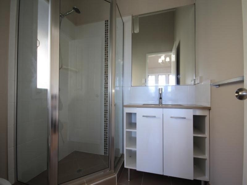 1/1105 Logan Road, Holland Park QLD 4121