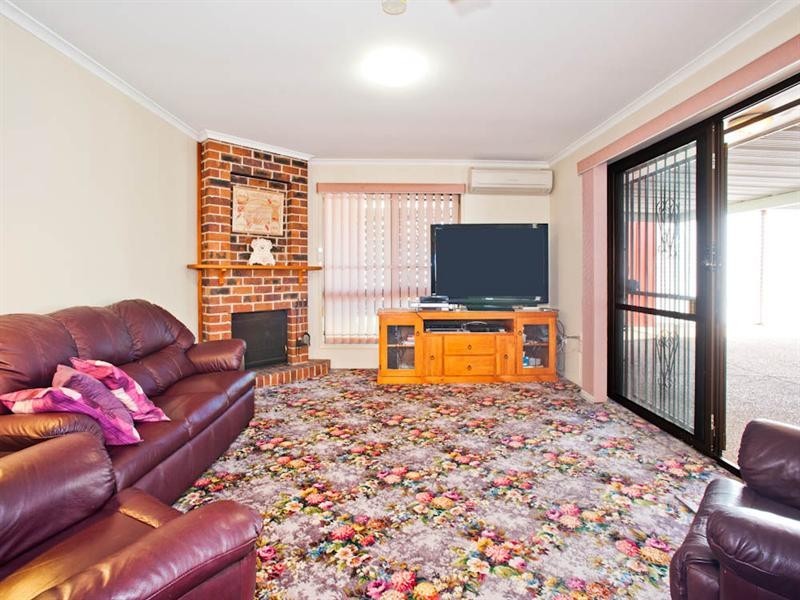 30 Goorari Street, Eight Mile Plains QLD 4113