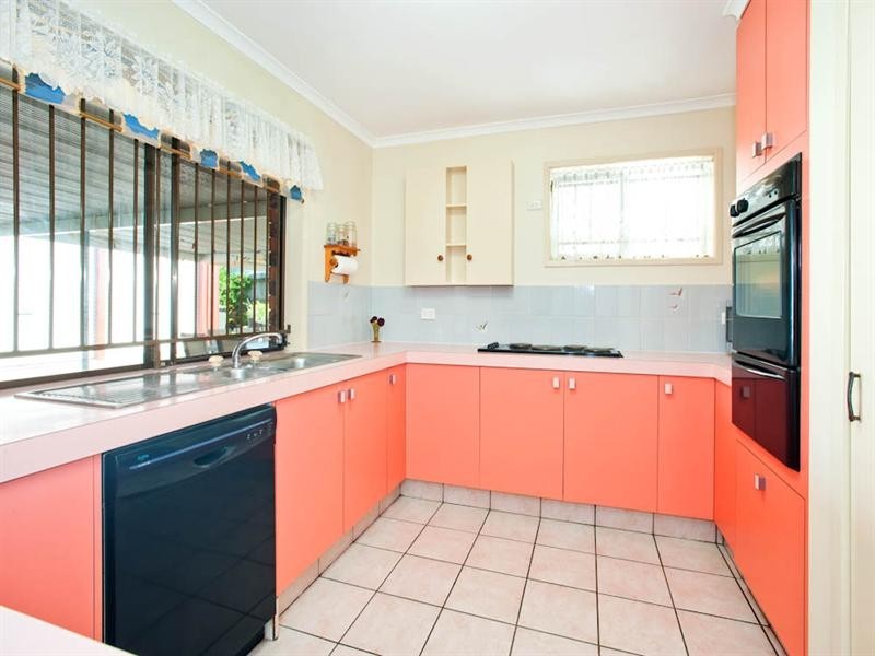 30 Goorari Street, Eight Mile Plains QLD 4113