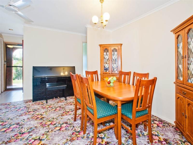 30 Goorari Street, Eight Mile Plains QLD 4113