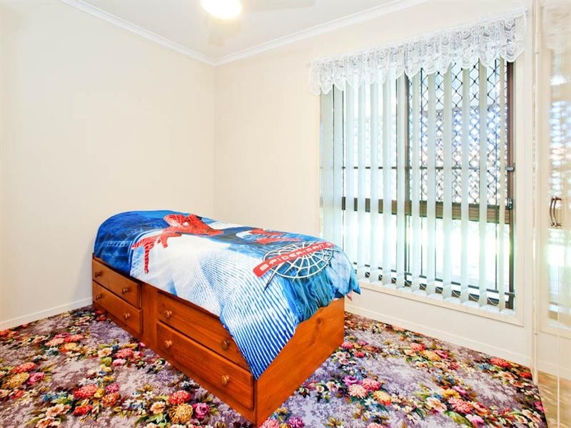 30 Goorari Street, Eight Mile Plains QLD 4113