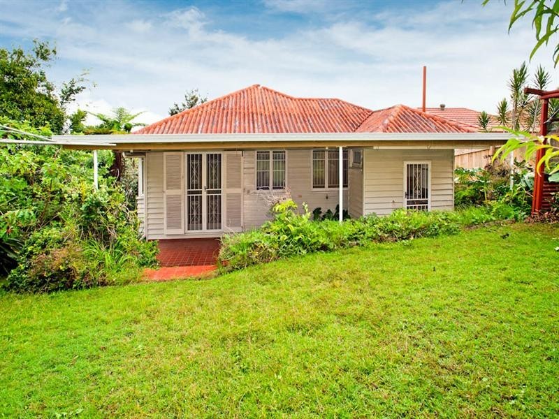 48 Emma Street, Holland Park West QLD 4121