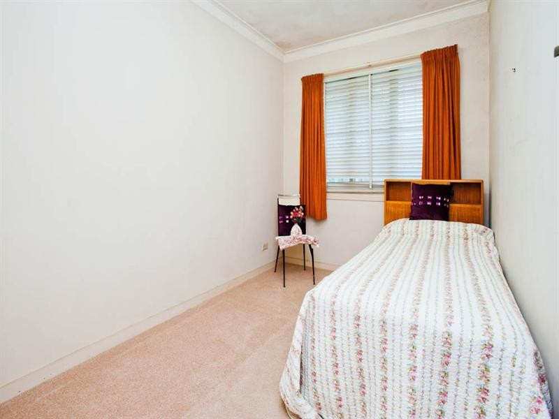 48 Emma Street, Holland Park West QLD 4121