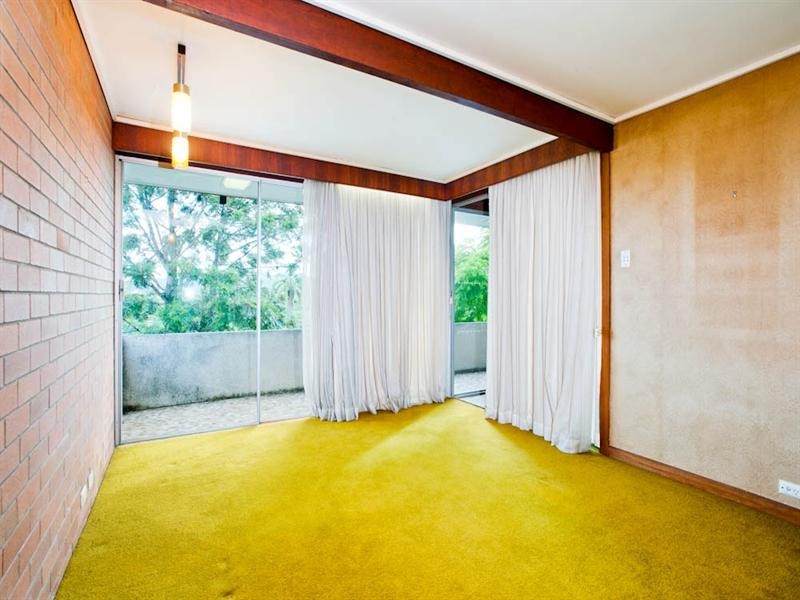 48 Emma Street, Holland Park West QLD 4121