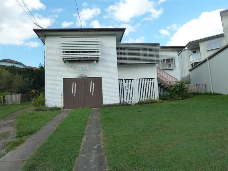 40 Embie Street, Holland Park West QLD 4121