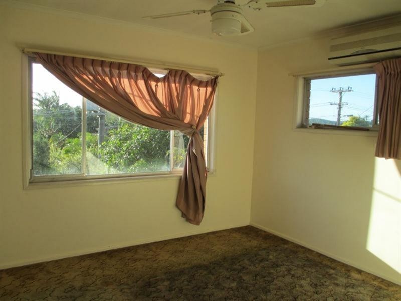 18 Justice Street, Wishart QLD 4122