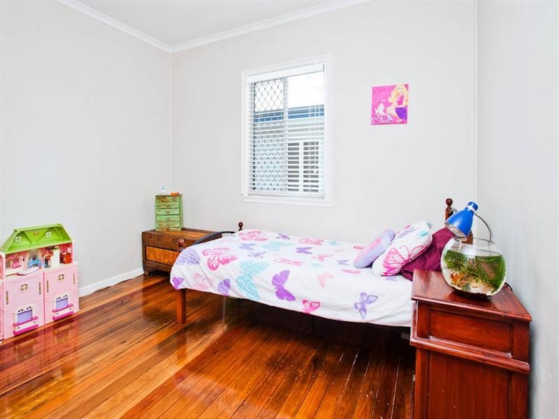 50 Invermore Street, Mount Gravatt East QLD 4122