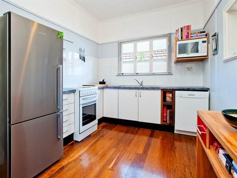 64 Hawkwood Street, Mount Gravatt East QLD 4122