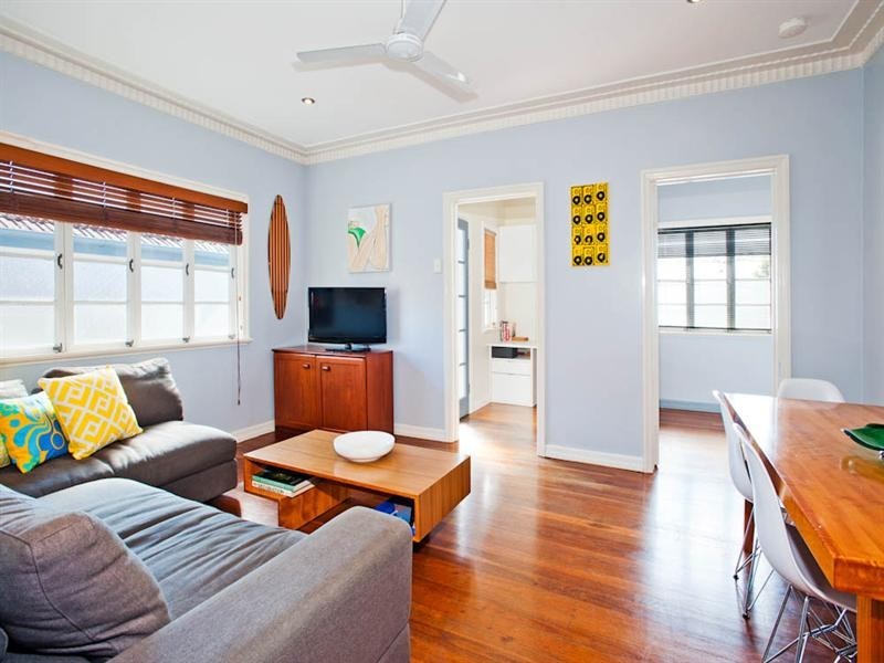 64 Hawkwood Street, Mount Gravatt East QLD 4122