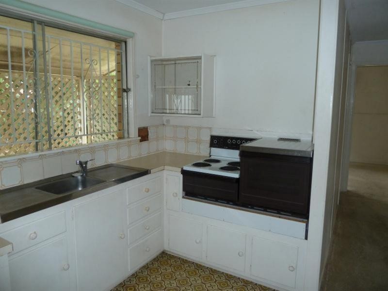 10 Enfield Street, Mount Gravatt East QLD 4122