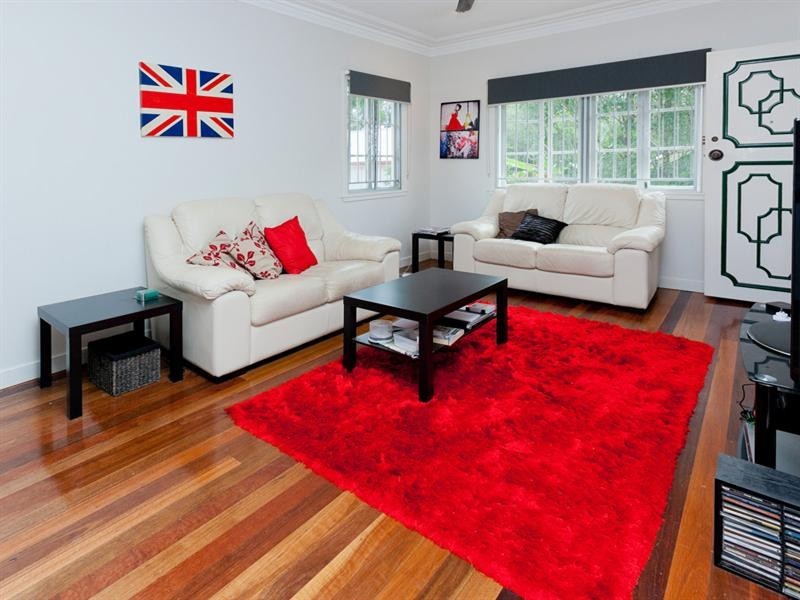 19 Roscoe Street, Holland Park QLD 4121