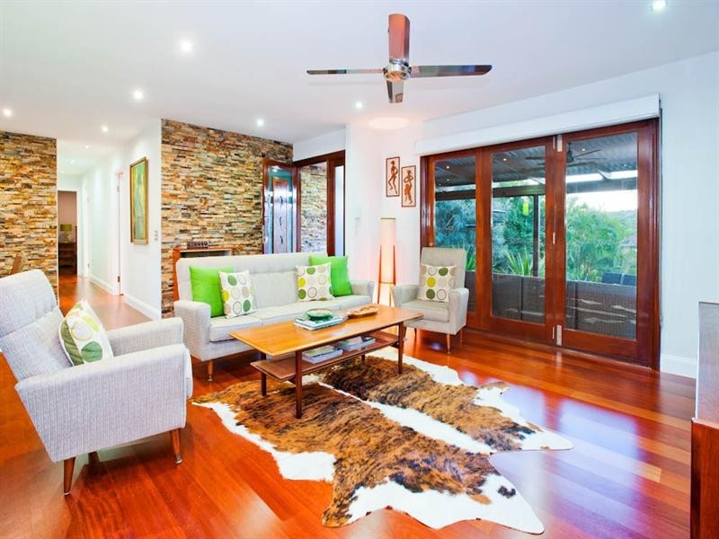 15 Stonyfell Court, Holland Park QLD 4121