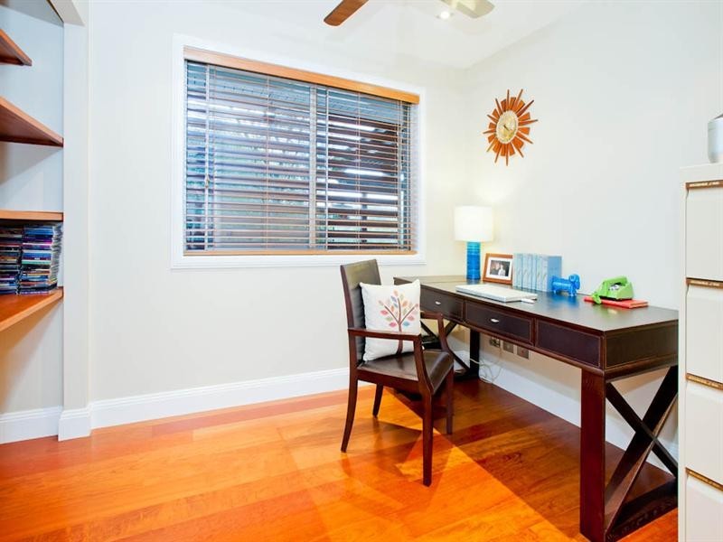 15 Stonyfell Court, Holland Park QLD 4121