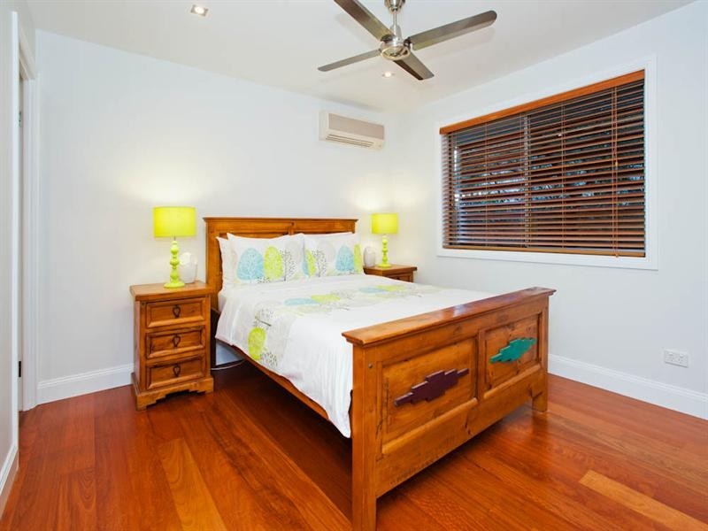 15 Stonyfell Court, Holland Park QLD 4121