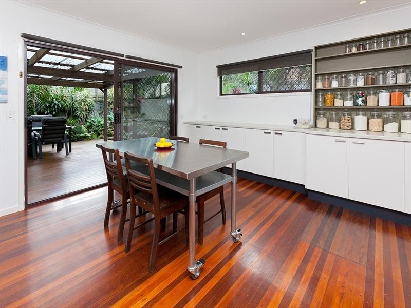 7 Carloch Street, Holland Park West QLD 4121