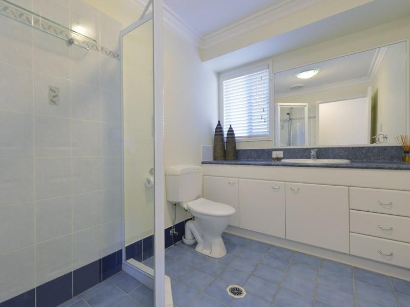 137 Cribb Road, Carindale QLD 4152