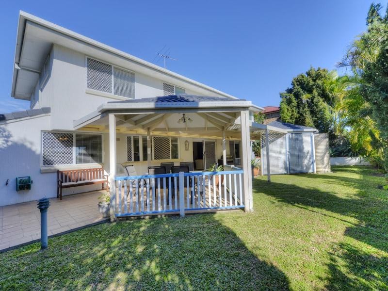 137 Cribb Road, Carindale QLD 4152