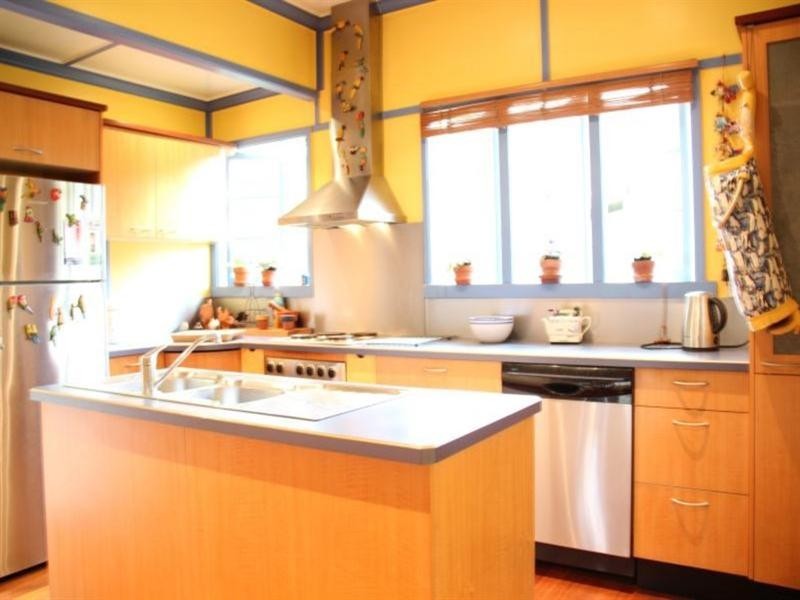 30 Balcha Street, Holland Park QLD 4121