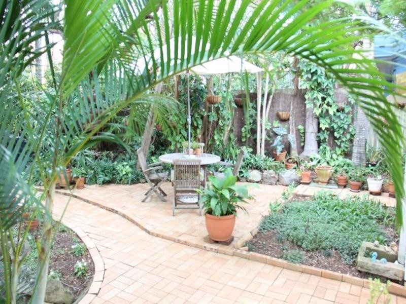 30 Balcha Street, Holland Park QLD 4121