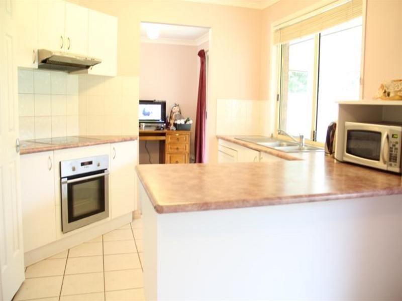 5 Maisie Place, Eight Mile Plains QLD 4113