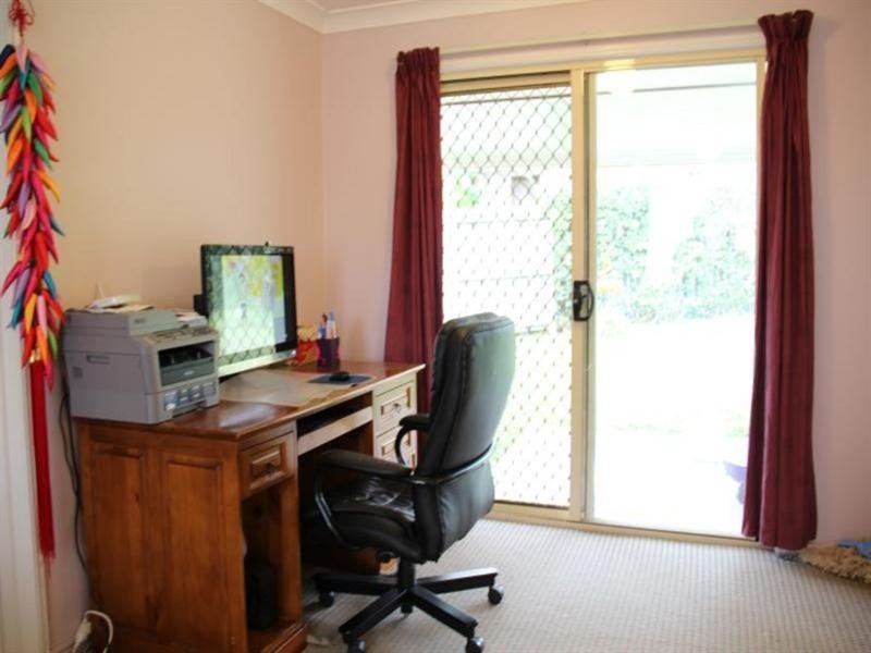 5 Maisie Place, Eight Mile Plains QLD 4113