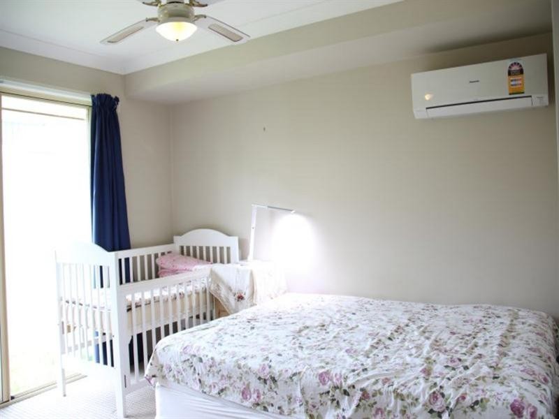 5 Maisie Place, Eight Mile Plains QLD 4113