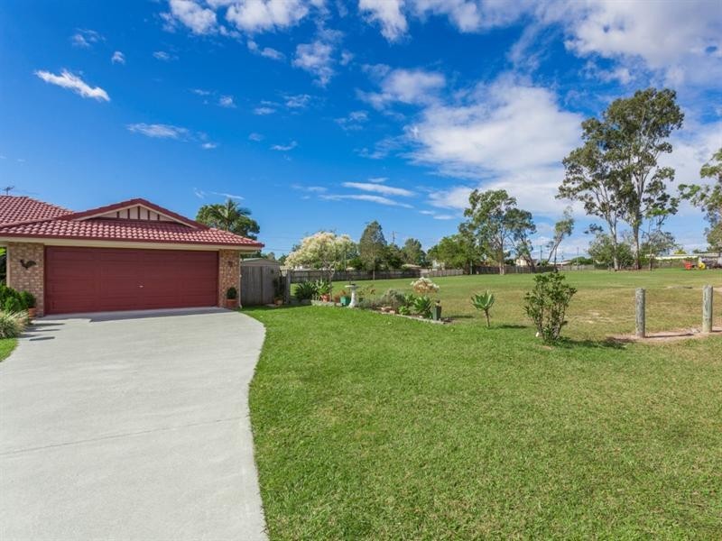 12 Greenshank Court, Deception Bay QLD 4508