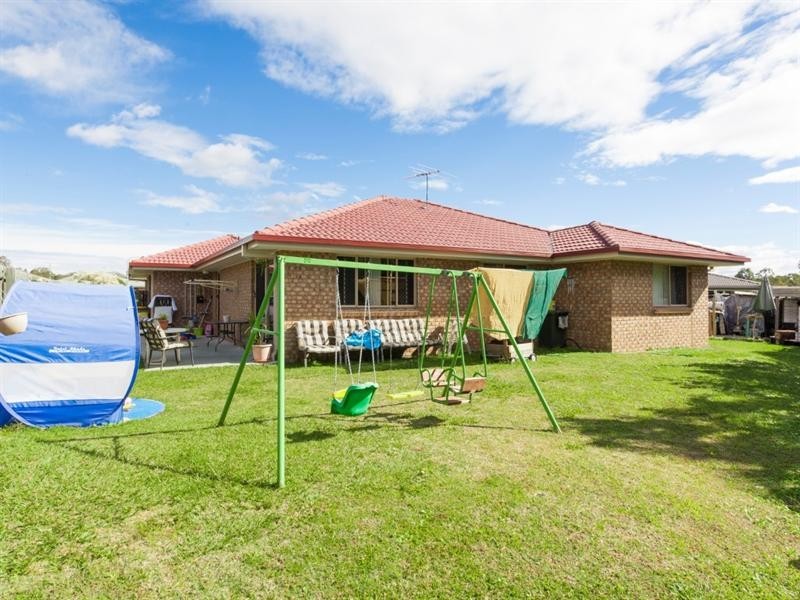 12 Greenshank Court, Deception Bay QLD 4508