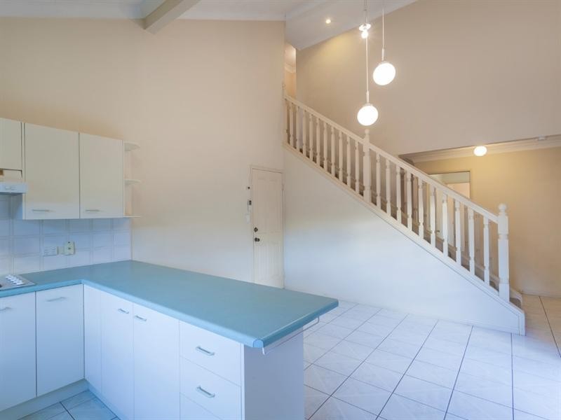 1/106 Mackay Street, Coorparoo QLD 4151