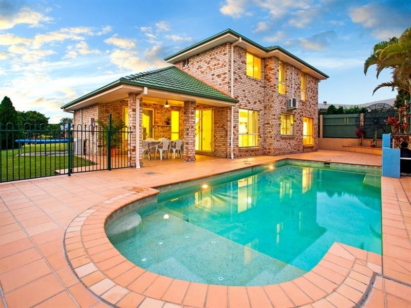 2 Chloe Close, Eight Mile Plains QLD 4113