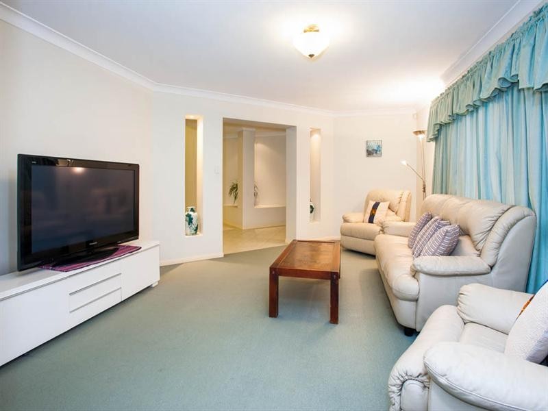 2 Chloe Close, Eight Mile Plains QLD 4113