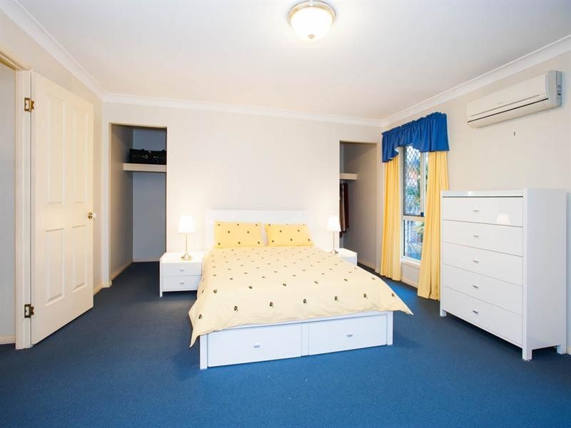 2 Chloe Close, Eight Mile Plains QLD 4113