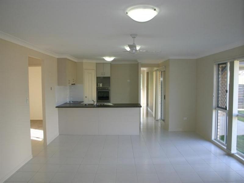 12 Burns Circuit, Augustine Heights QLD 4300