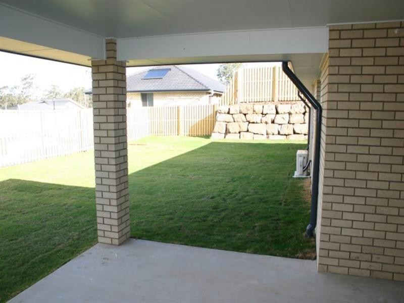 12 Burns Circuit, Augustine Heights QLD 4300