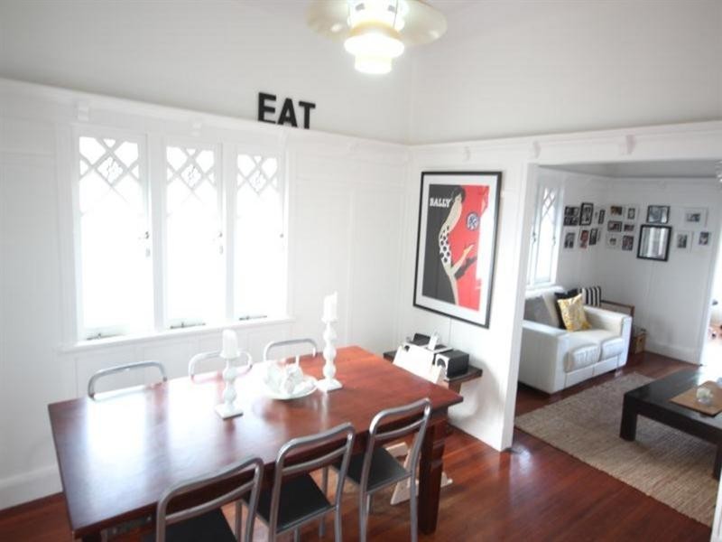 701 Logan Road, Greenslopes QLD 4120