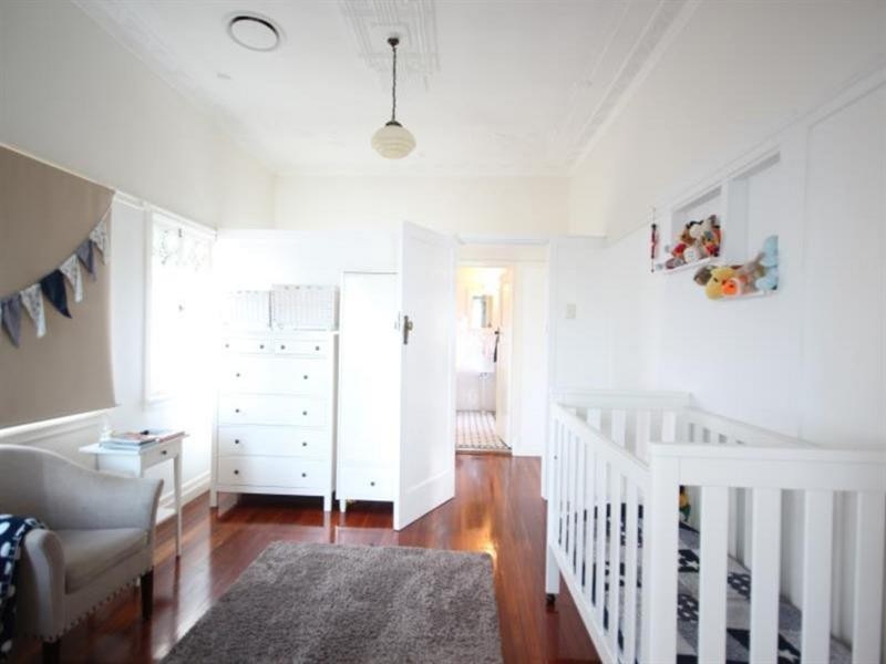 701 Logan Road, Greenslopes QLD 4120