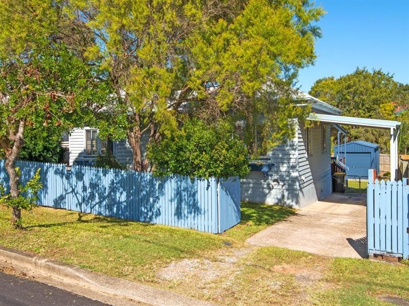 19 Binya Street, Holland Park QLD 4121