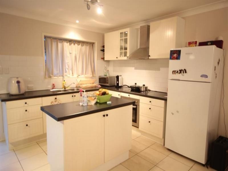 136 Bankside Street, Nathan QLD 4111