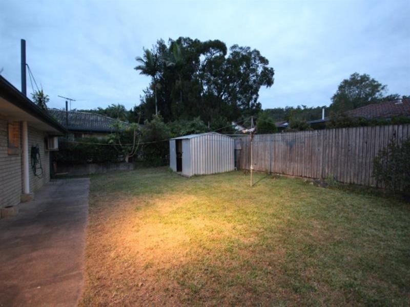 136 Bankside Street, Nathan QLD 4111