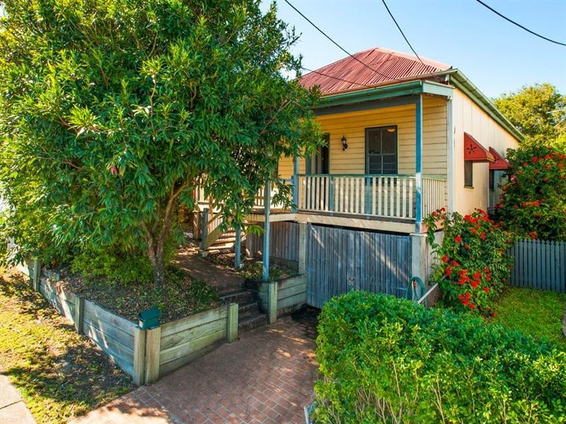 40 Beatrice Street, Greenslopes QLD 4120