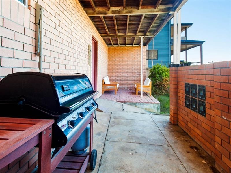 38 Hockings Street, Holland Park West QLD 4121