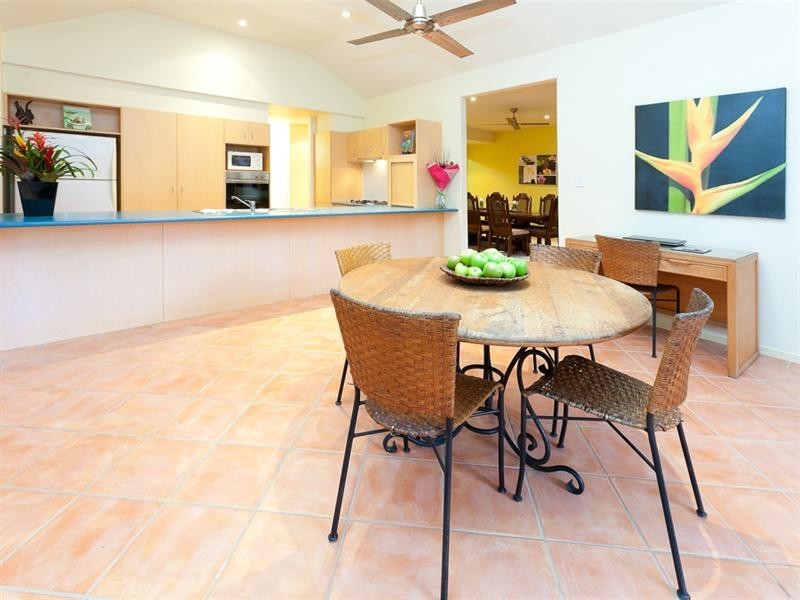 18 Bickle Place, Mount Gravatt East QLD 4122